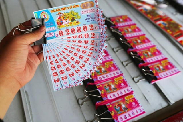 Trúng số giải 4 được bao nhiêu tiền? Cơ cấu giải thưởng vé số 8 Trúng số giải 4 được bao nhiêu tiền? Trúng giải 4 có đóng thuế không?